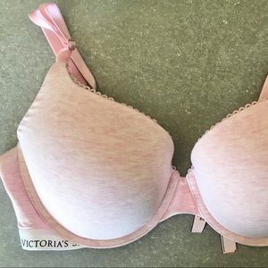 36D Victoria’s Secret T-Shirt Push-Up Bra